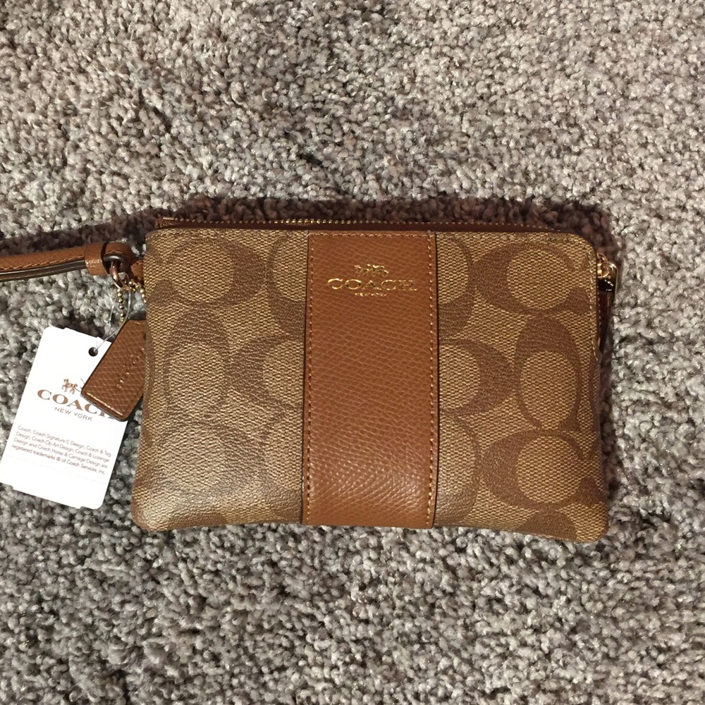Coach wristlet NWT❕